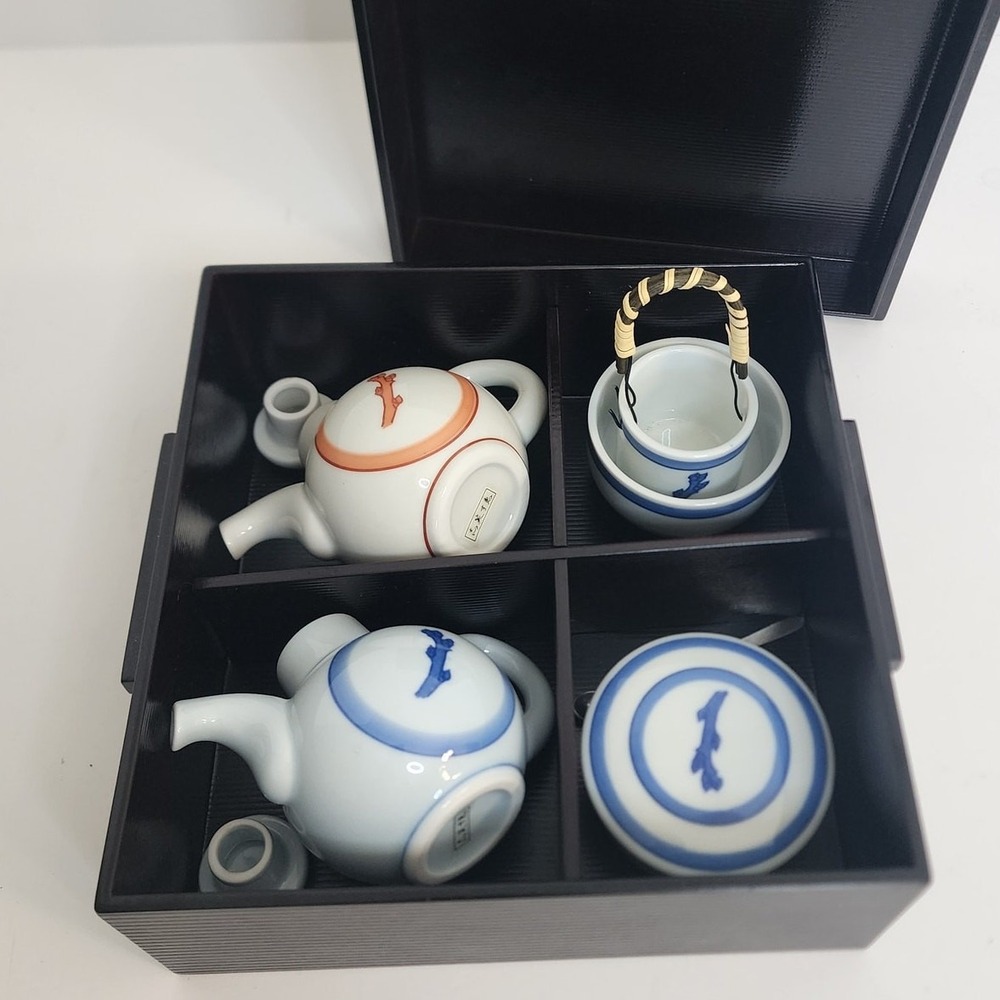 Japanese Ceramic Condiment Set Blue Terracotta Botanical‎ Cruet Bento Box 8pc